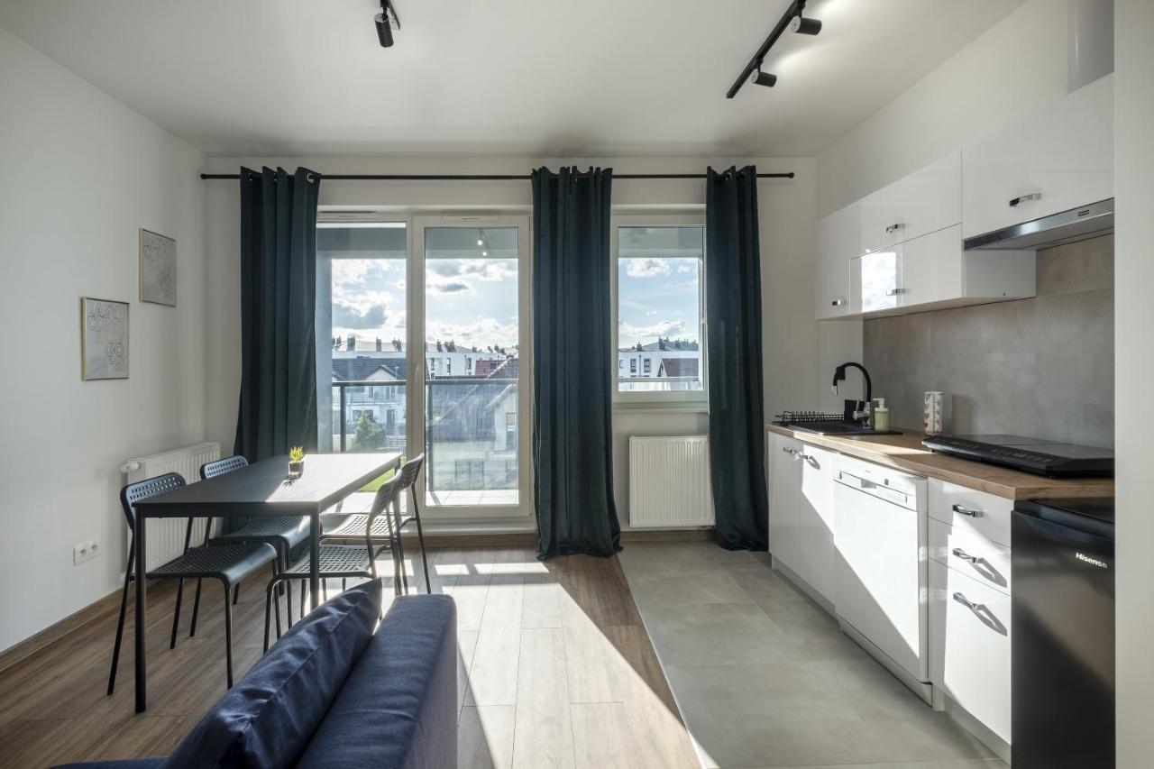 35 Apart Apartment *